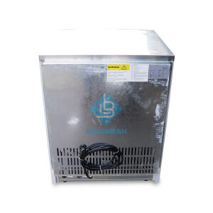 Mặt sau máy làm đá GQ-100