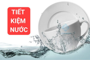 Hình ảnh tiết kiệm nước sạch khi rửa bát