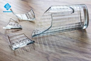 Cách xử lý ly thủy tinh bị vỡ